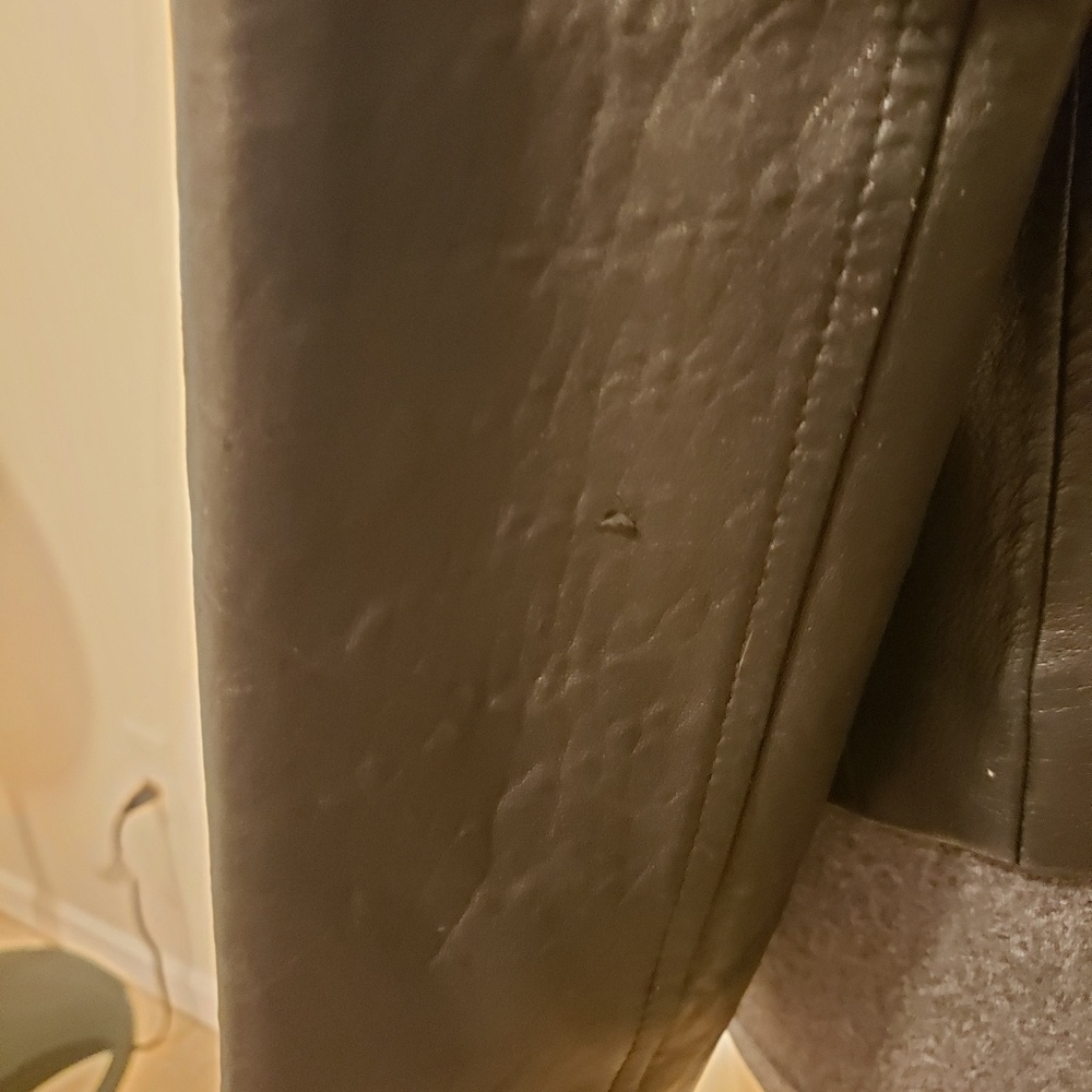 Leather Jacket - Picture 6 of 8